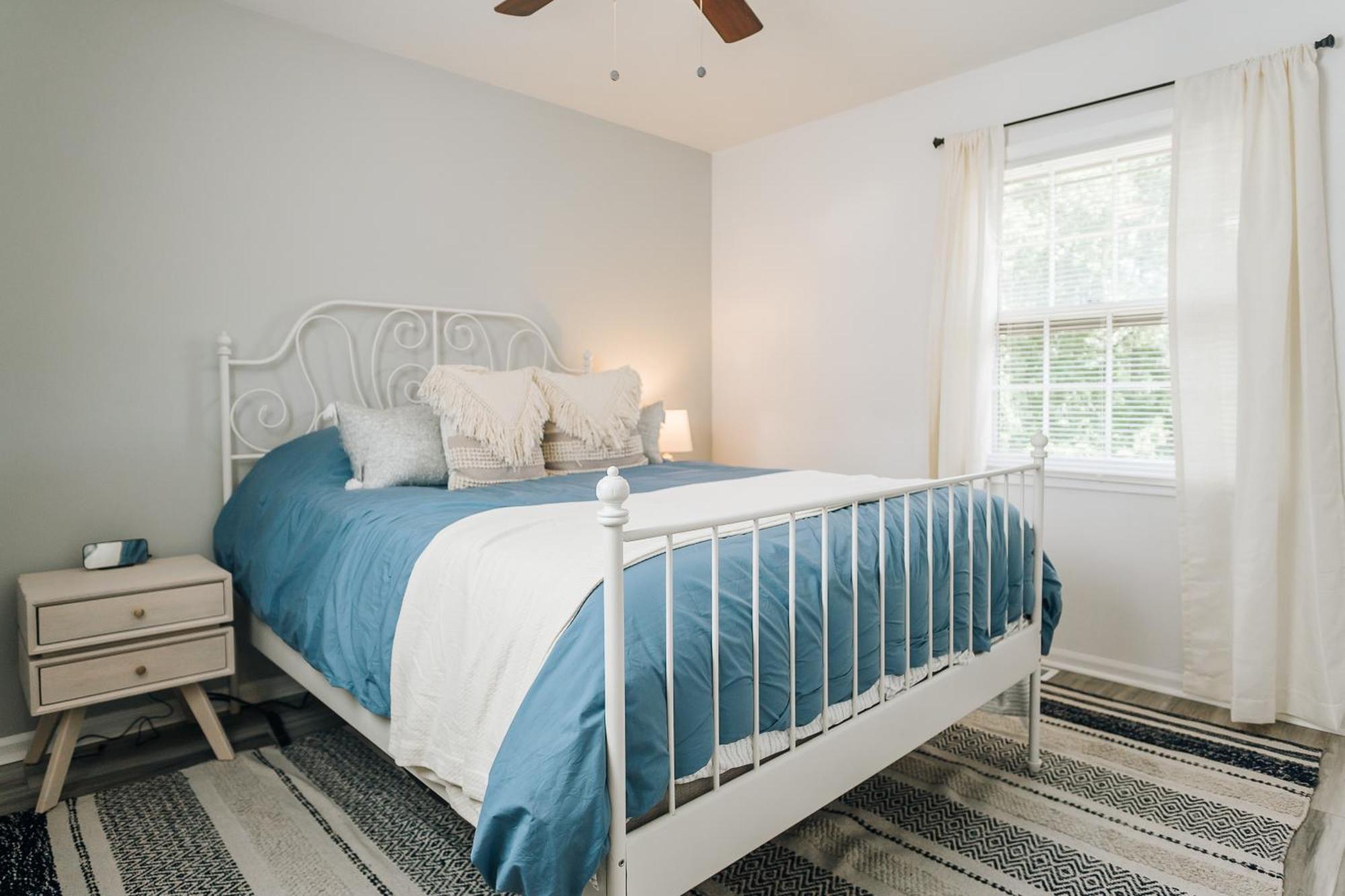 Tranquil Luxury: Modern Comfort! Lynchburg Luaran gambar